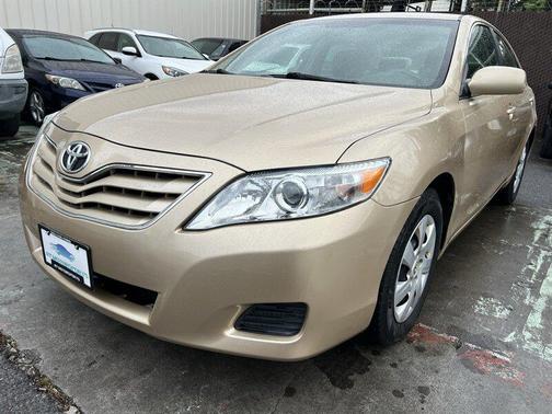 Sandy Beach Metallic 2010 Toyota Camry LE