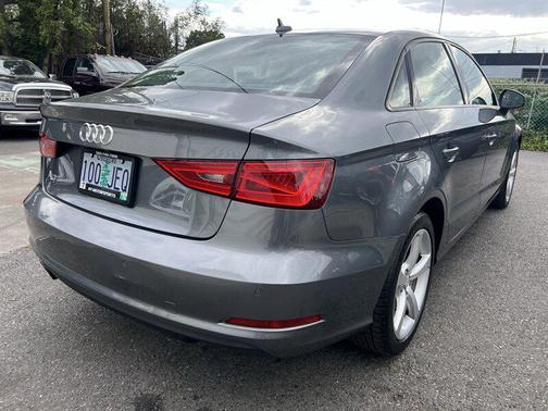 Dakota Gray Metallic 2016 Audi A3 1.8T Premium