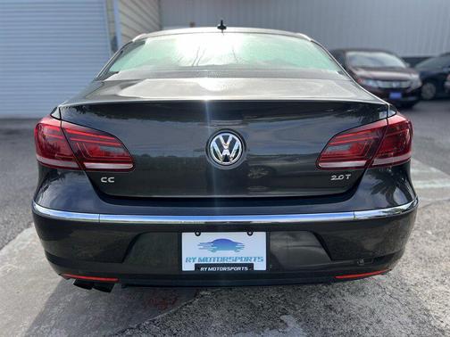 Black Oak Brown Metallic 2013 Volkswagen CC 2.0T Sport Plus