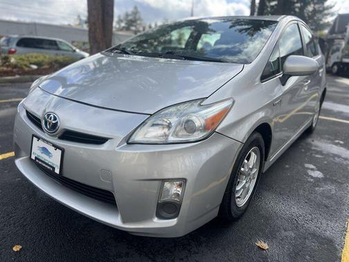Classic Silver Metallic 2010 Toyota Prius III