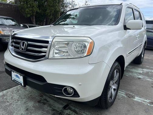 White Diamond Pearl 2013 Honda Pilot Touring