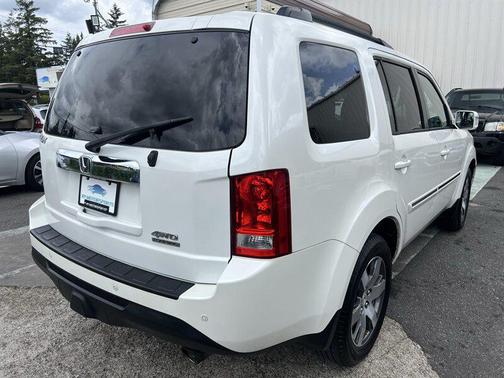 White Diamond Pearl 2013 Honda Pilot Touring