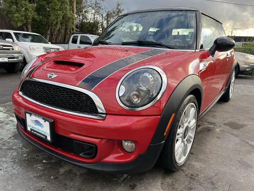 Chili Red 2013 MINI Hardtop Cooper S