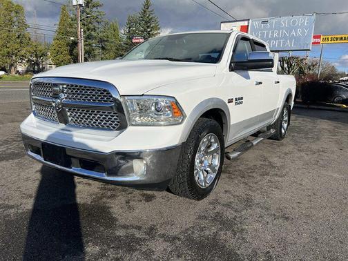 2016 RAM 1500 Laramie