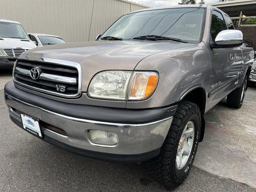 Desert Sand 2002 Toyota Tundra SR5
