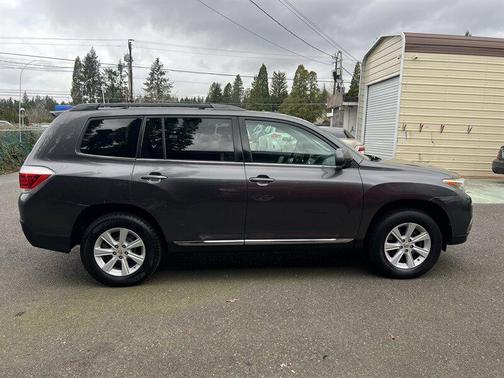 2012 Toyota Highlander Base