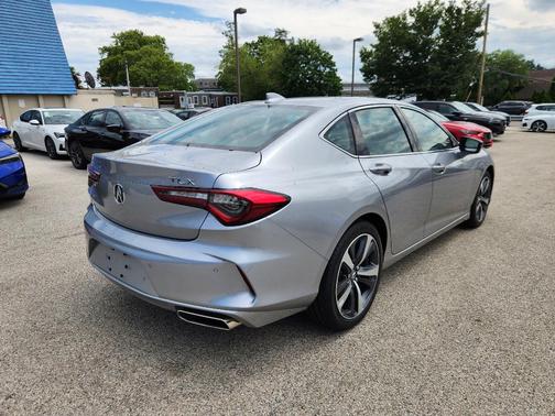 2025 Acura TLX Technology