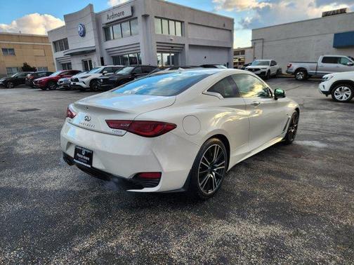 2018 INFINITI Q60 3.0t Sport