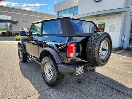 2023 Ford Bronco Base