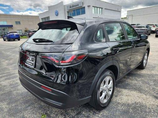 2023 Honda HR-V LX