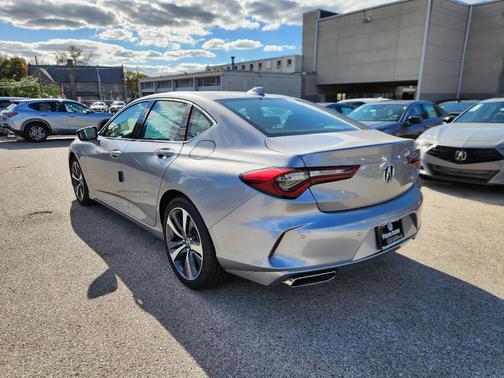 2025 Acura TLX Technology