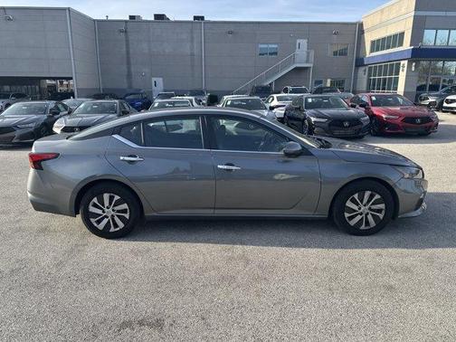 2022 Nissan Altima 2.5 S