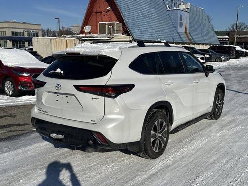 2026 Toyota Highlander 