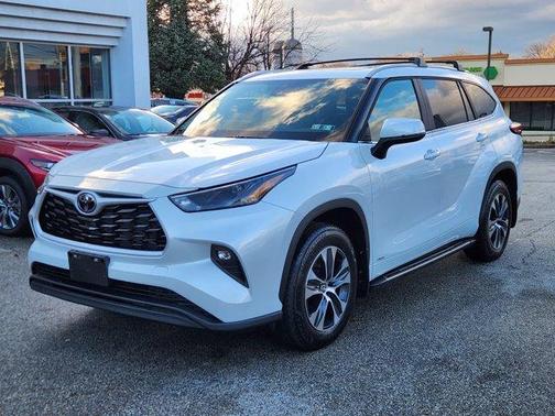 2026 Toyota Highlander 