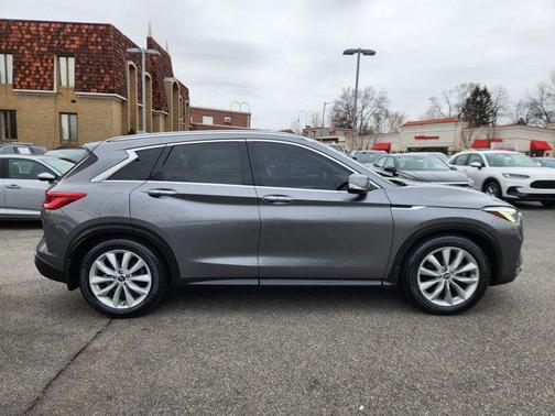 2019 INFINITI QX50 ESSENTIAL