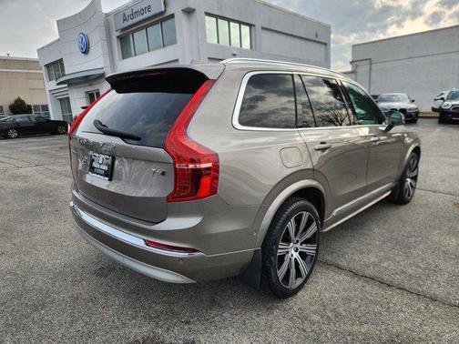 2022 Volvo XC90 T6 Inscription 7 Passenger