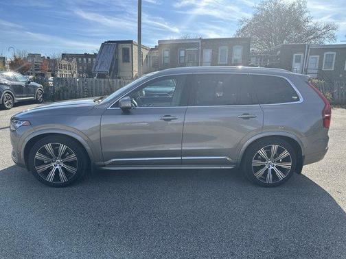2022 Volvo XC90 T6 Inscription 7 Passenger
