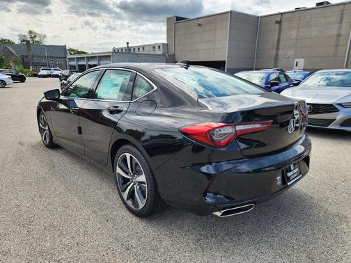 2025 Acura TLX Technology