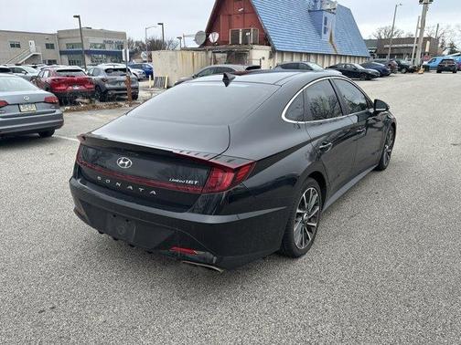 2022 Hyundai SONATA Limited