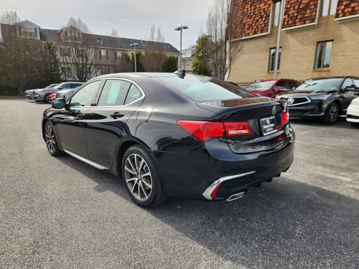 2018 Acura TLX 