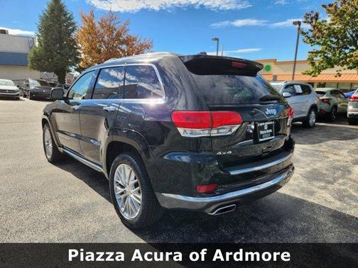 2017 Jeep Grand Cherokee Summit