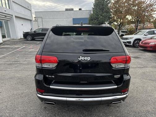 2017 Jeep Grand Cherokee Summit