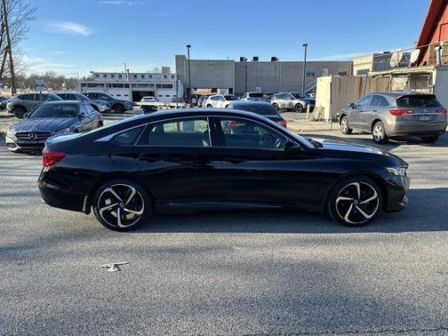 2022 Honda Accord Sport SE