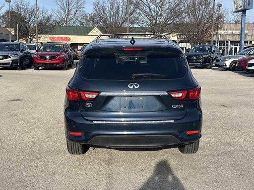 2017 INFINITI QX60 Base