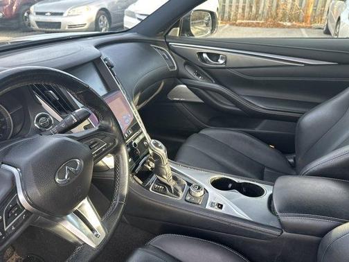 2017 INFINITI Q60 3.0T Premium