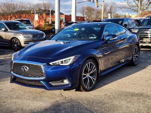 2017 INFINITI Q60 3.0T Premium