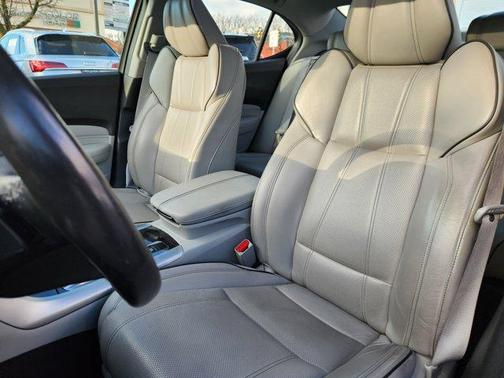 2020 Acura TLX V6 w/Technology Package