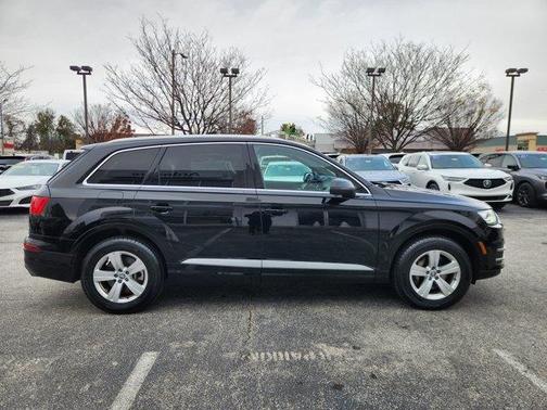 2019 Audi Q7 45 Premium