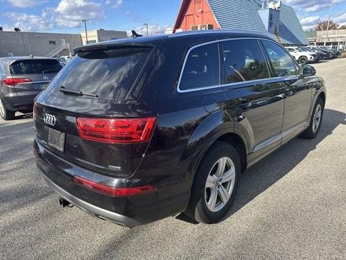 2019 Audi Q7 45 Premium