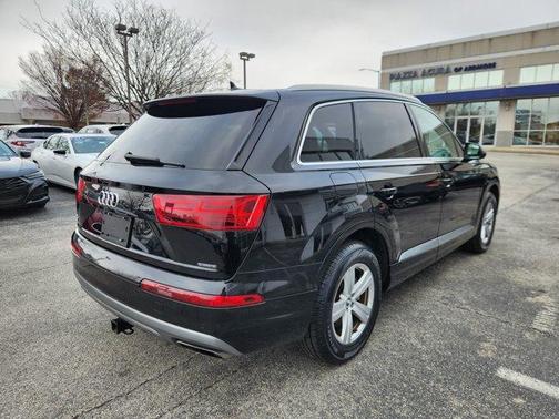 2019 Audi Q7 45 Premium