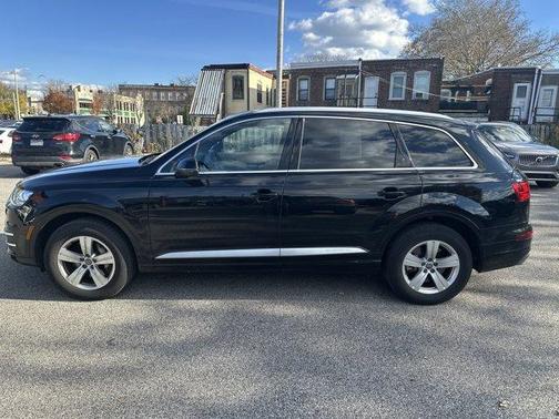 2019 Audi Q7 45 Premium