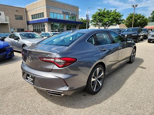 2025 Acura TLX Technology
