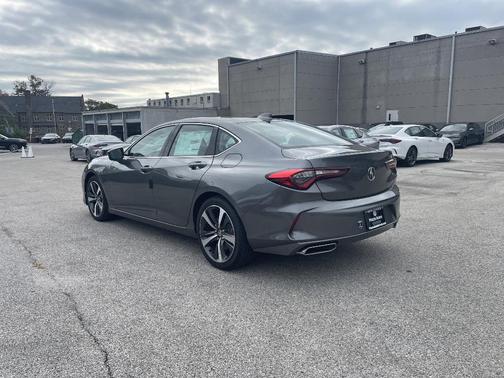 2025 Acura TLX Technology