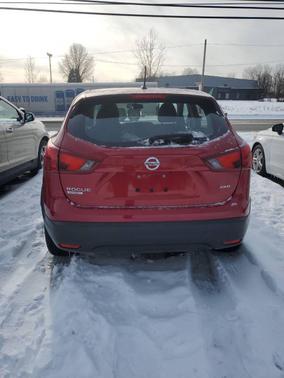 2018 Nissan Rogue Sport SV