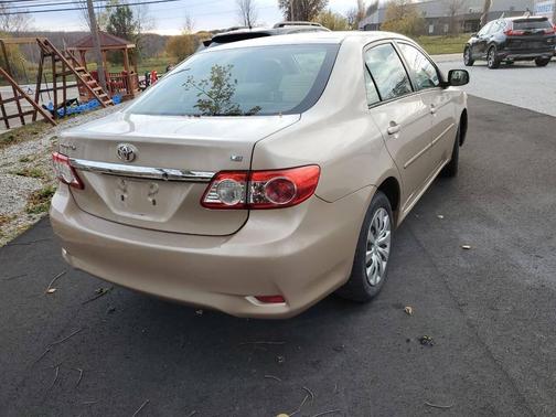 2012 Toyota Corolla LE