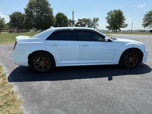 2017 Chrysler 300 S