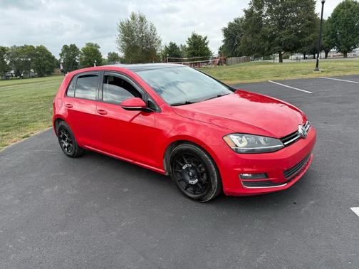 2015 Volkswagen Golf TDI SE 4-Door