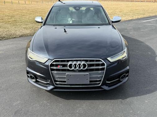 2016 Audi S6 4.0T quattro Premium Plus
