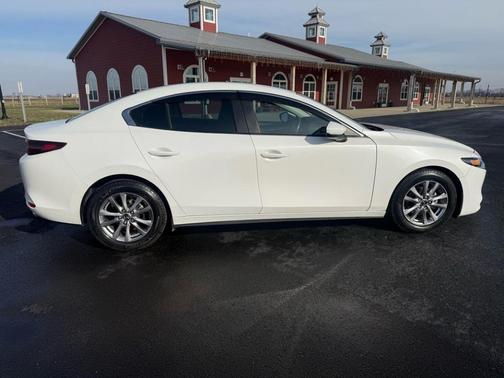 2019 Mazda Mazda3 FWD w/Preferred Package