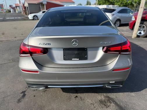 2020 Mercedes-Benz A-Class A 220 4MATIC