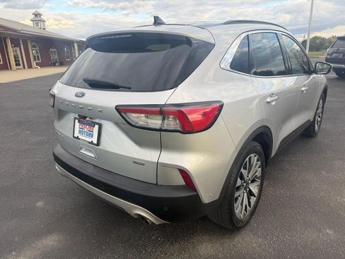 2020 Ford Escape Titanium Hybrid