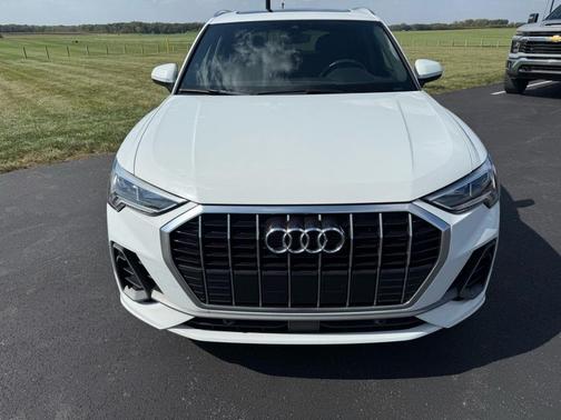 2020 Audi Q3 45 S line Premium