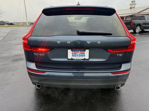 2018 Volvo XC60 T5 Momentum