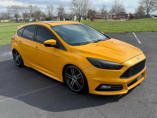 2016 Ford Focus ST Base