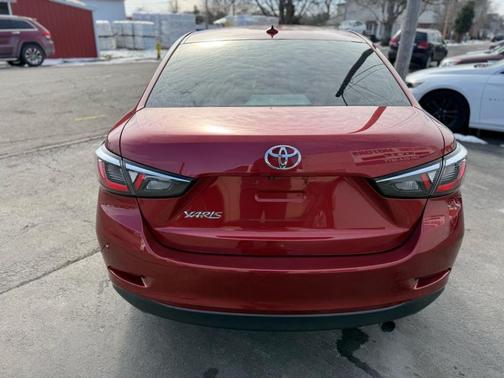 2020 Toyota Yaris Sedan L