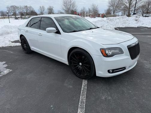 2014 Chrysler 300 S
